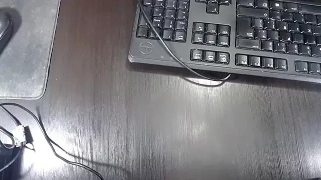 Lilyevansx from StripChat