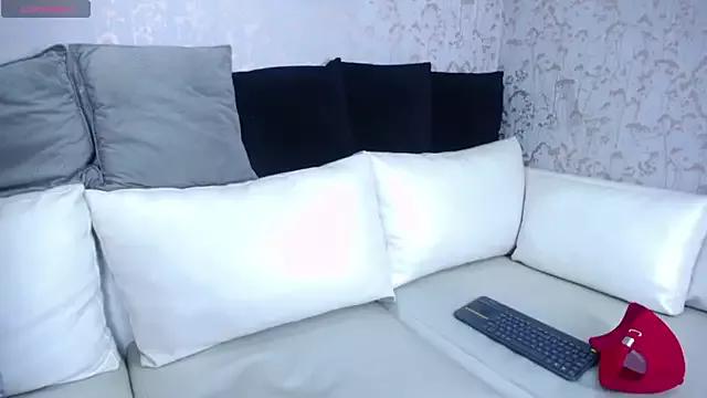 LinaBlaze from StripChat is Freechat