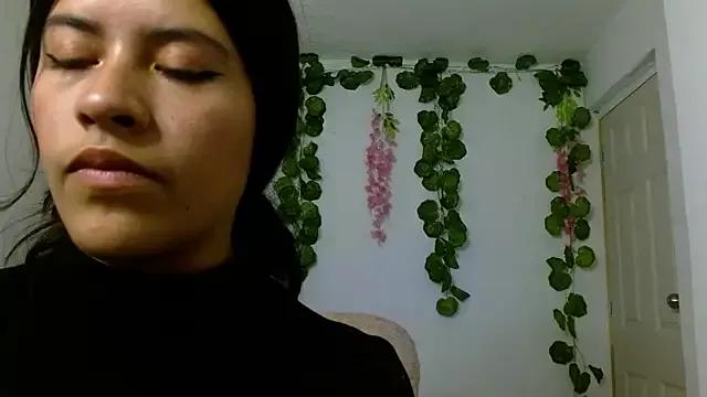 linda1609 from StripChat is Freechat