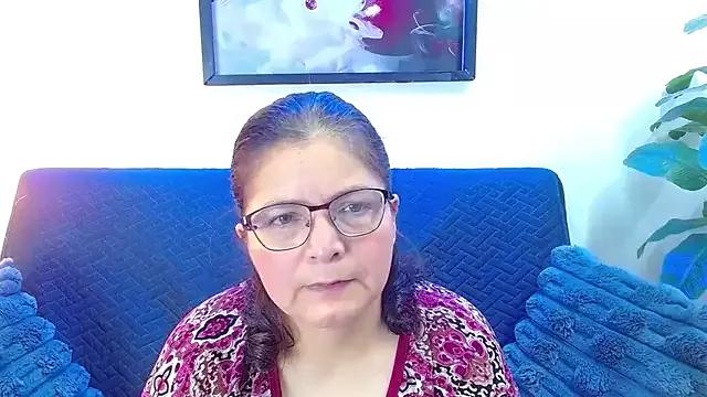 Linda_banks_ from StripChat is Freechat