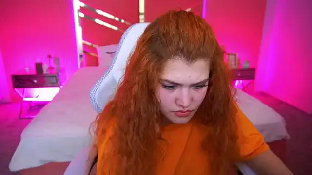 Linda_Sauver from StripChat is Freechat