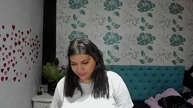 LindaBreeS from StripChat is Freechat