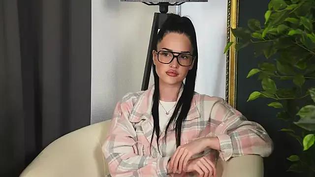 LinnAntell from StripChat is Freechat