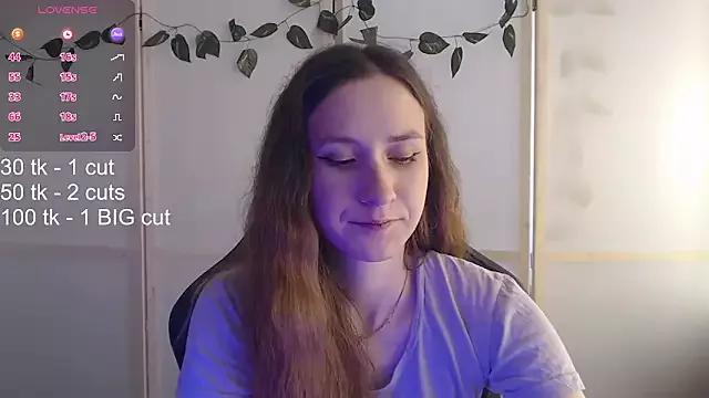 LolaalolaY from StripChat is Freechat