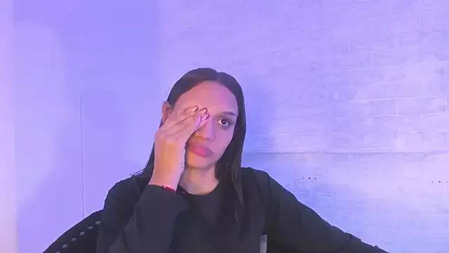 LuluGlow from StripChat