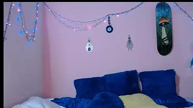 Maddy_Jhonsson from StripChat is Freechat