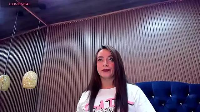 MadissonOwen from StripChat is Freechat