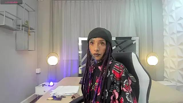 magic_lucy666 from StripChat is Freechat