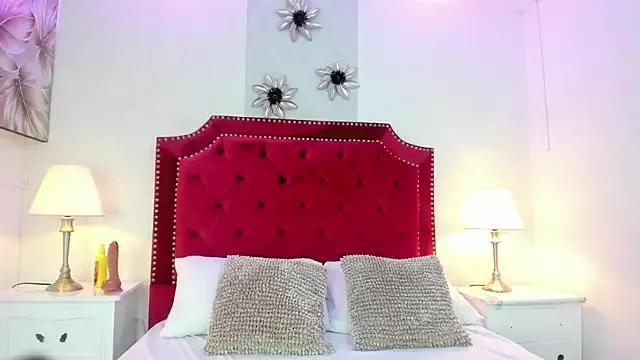 Mara_Blake_ from StripChat is Freechat