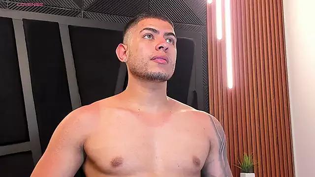 marco_garciia_ from StripChat is Freechat