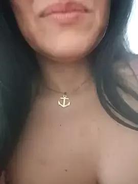 maturexxxnaughty from StripChat is Freechat