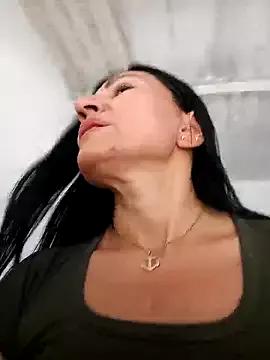 maturexxxnaughty from StripChat is Freechat
