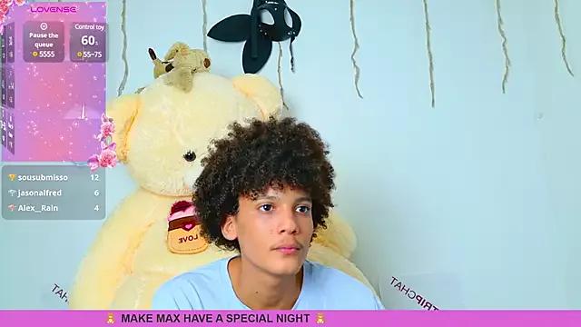 Max_Rain from StripChat is Freechat