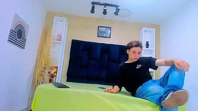 MaxAndLucas from StripChat is Freechat