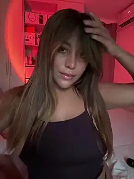 MegannHills from StripChat is Freechat