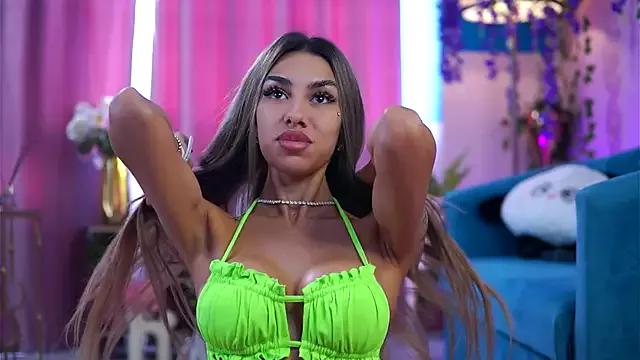 Melina_Milanni from StripChat is Freechat