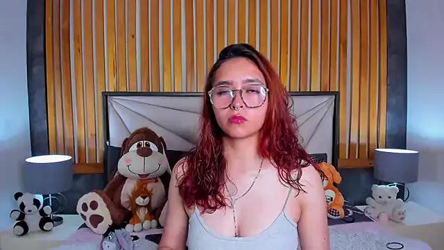 MilleyJones from StripChat