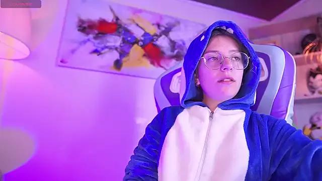 milly_kenner from StripChat