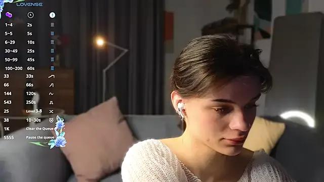 MimiLoll from StripChat
