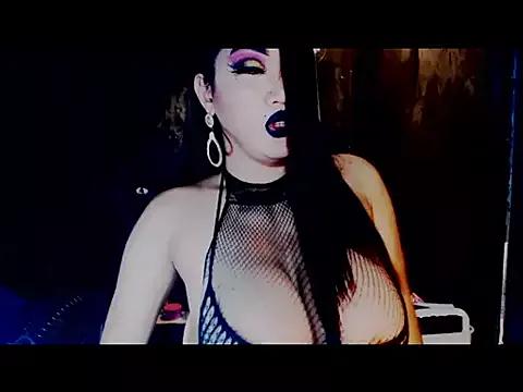 Mistress4fun from StripChat is Freechat