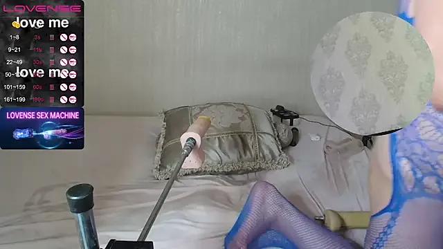 Mom4you from StripChat