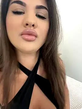 MonCarla from StripChat is Freechat