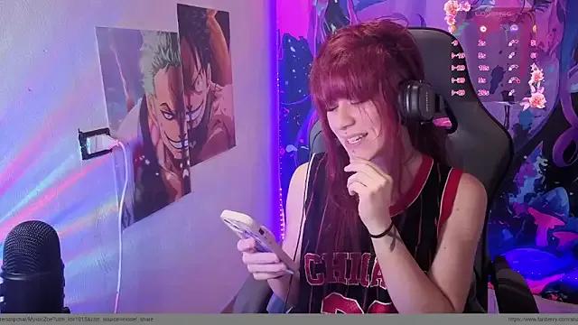 MysticZoe from StripChat