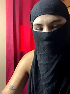 Nayla-Mouna from StripChat is Freechat