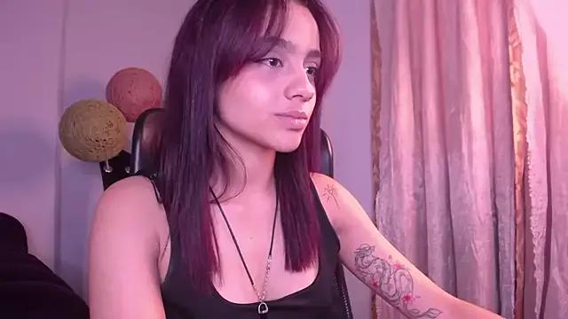 Nicole_Bonnett from StripChat is Freechat