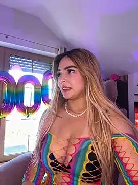 OriannaFox from StripChat is Freechat