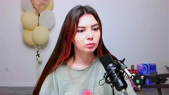 peaachybabe__ from StripChat
