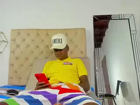 peluche_ebony1 from StripChat is Freechat