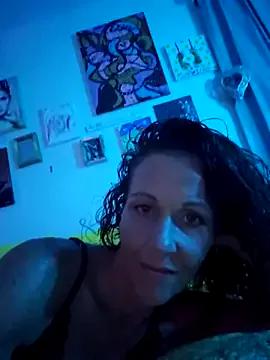 PhynneNicole from StripChat is Freechat