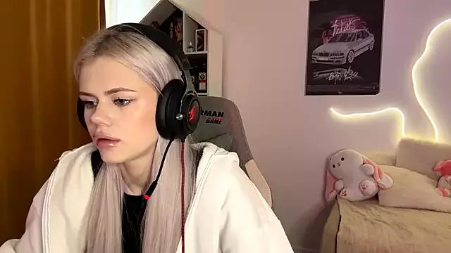 PickMe_bunny from StripChat is Freechat