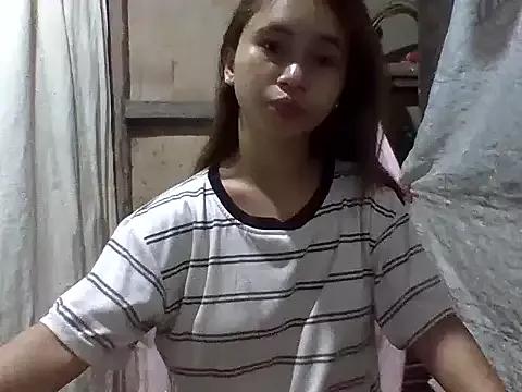 prettyladypinay19 from StripChat is Freechat