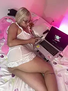 Discover girls online performers. Slutty sexy Free Models.