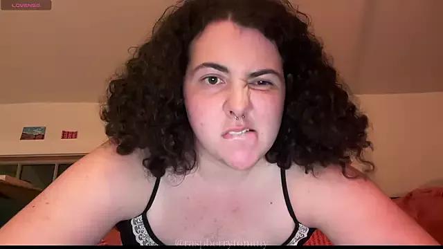 RaspberryTommyFTM from StripChat is Freechat