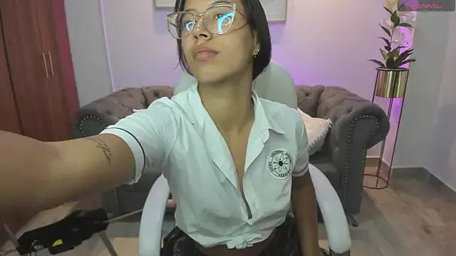 raven_stonee from StripChat is Freechat