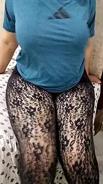 Saakoora from StripChat is Freechat