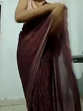 saaniya from StripChat is Freechat