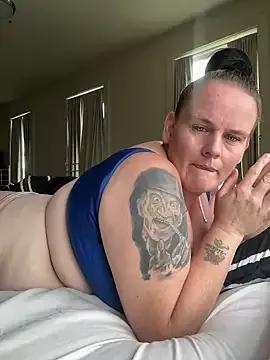 sabrina2335 from StripChat is Freechat
