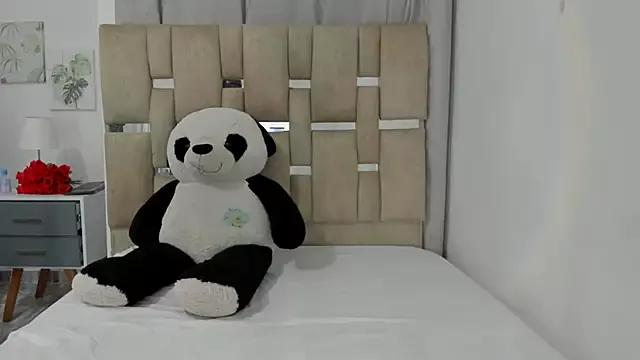 samantha0622 from StripChat is Freechat
