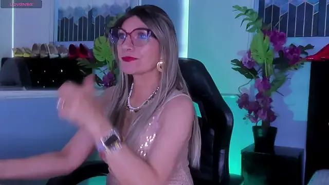 Discover girls online performers. Slutty sexy Free Models.