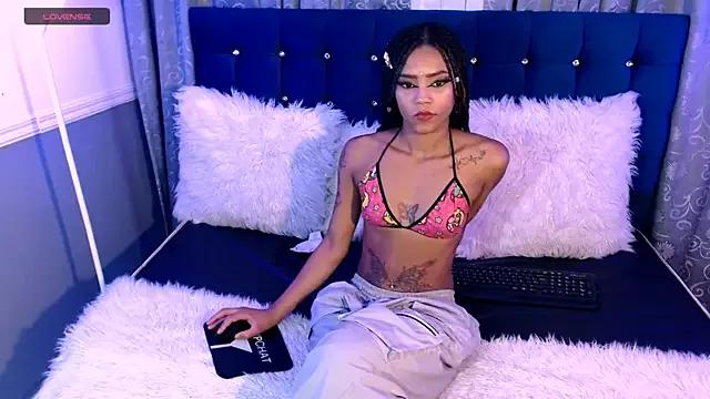 Samantha_Spike_ from StripChat is Freechat