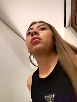 Sara-cooper2 from StripChat is Freechat