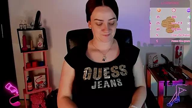 sara_goodgirl13 from StripChat