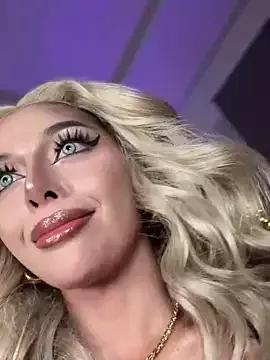 sassymarylou from StripChat is Freechat