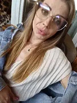 Scromnica94 from StripChat