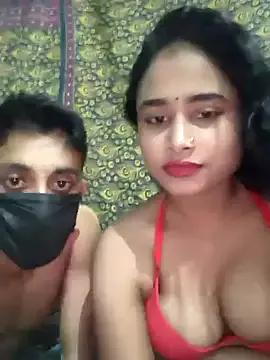 Seducing_couple from StripChat is Freechat