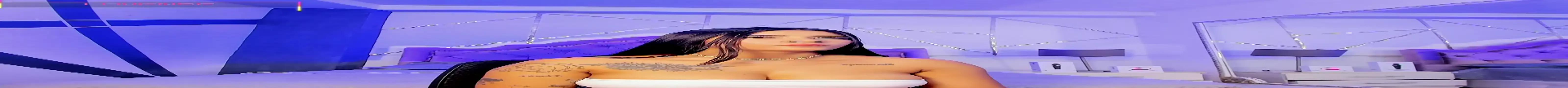 SelenaStonne from StripChat is Freechat